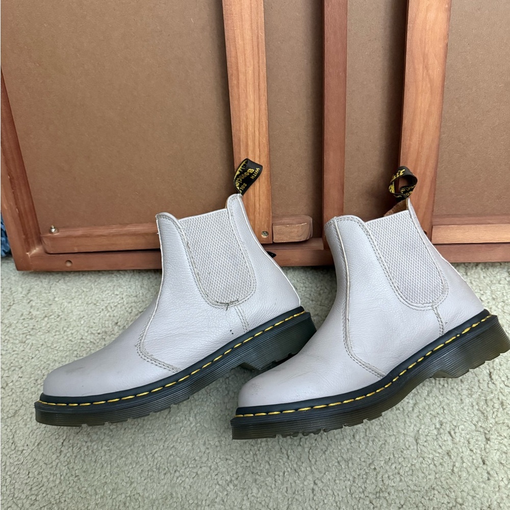 Dr. Martens 2976 Vintage Cream EU 38